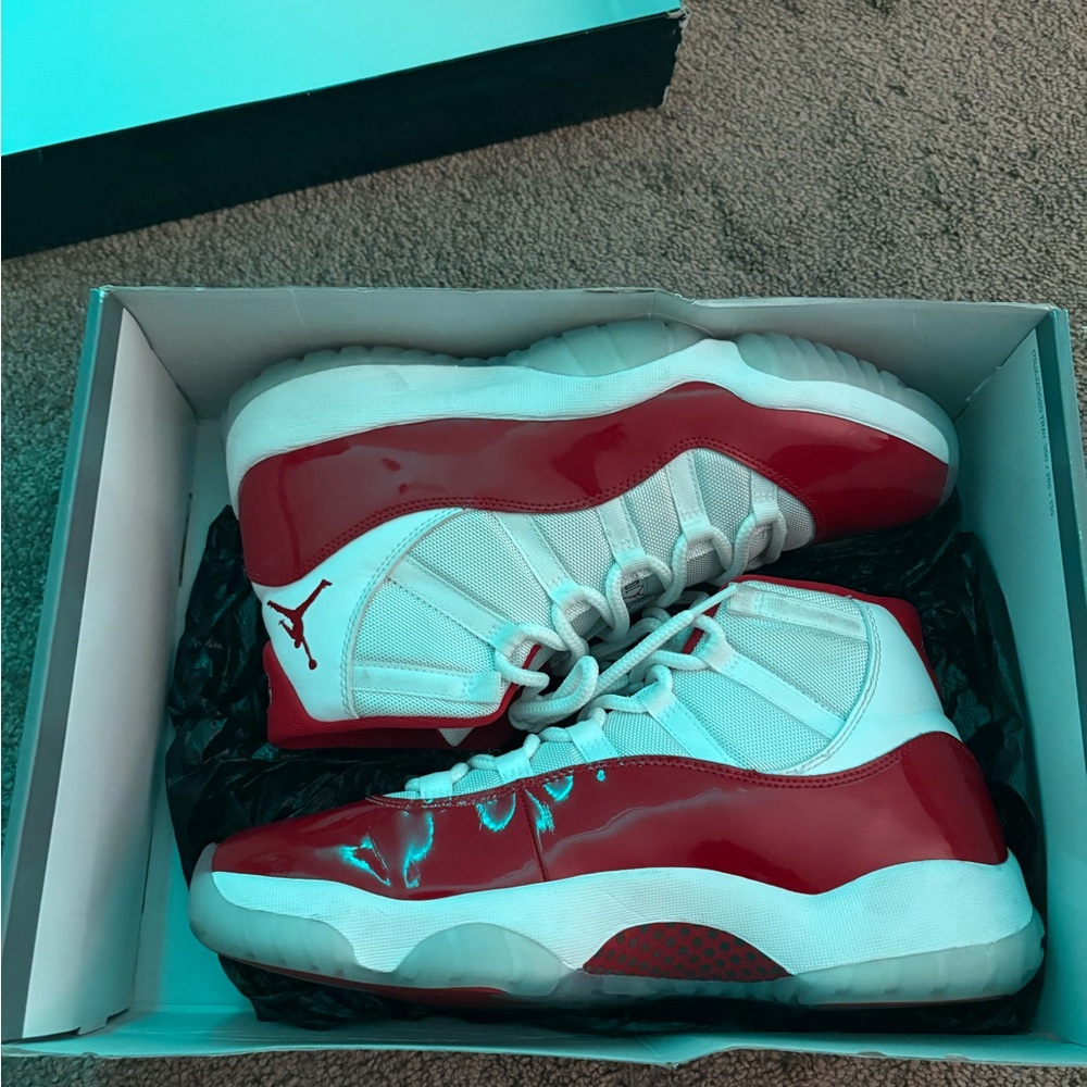 Men Cherry 11s